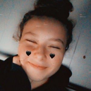 Meet your Posher, Macey